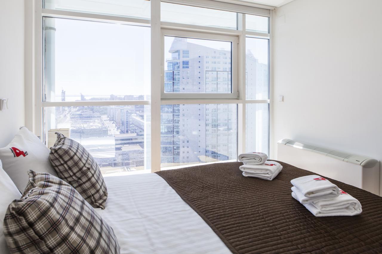 Rent4Rest Lisbon Parque Das Nacoes 17Th Floor River View Buitenkant foto