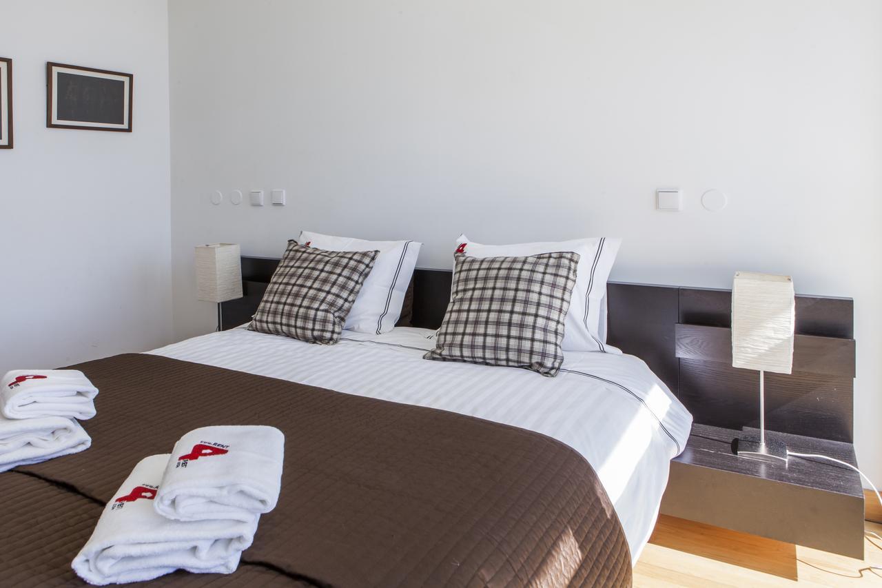 Rent4Rest Lisbon Parque Das Nacoes 17Th Floor River View Buitenkant foto
