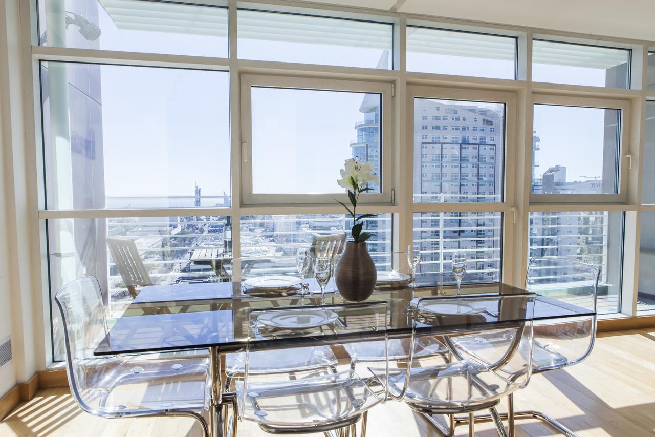 Rent4Rest Lisbon Parque Das Nacoes 17Th Floor River View Buitenkant foto
