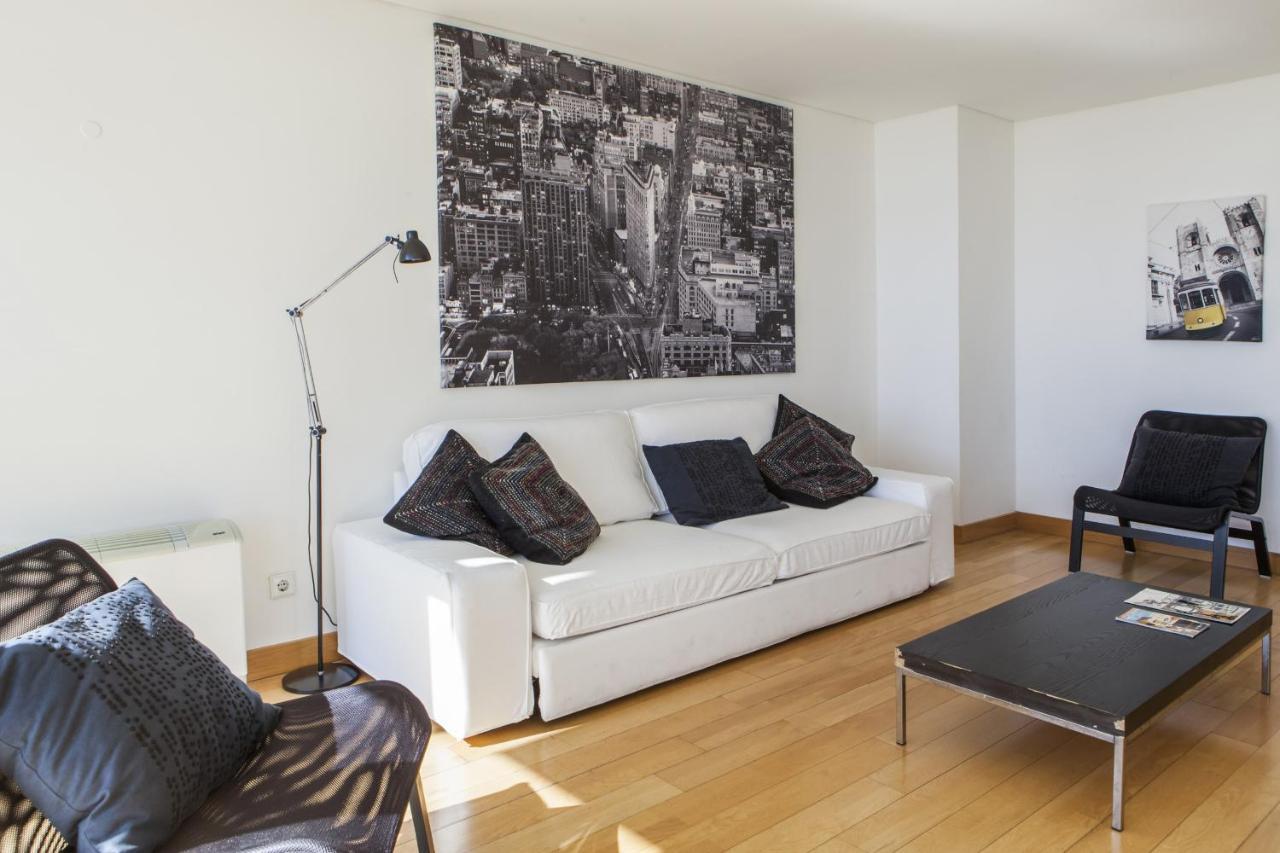 Rent4Rest Lisbon Parque Das Nacoes 17Th Floor River View Buitenkant foto
