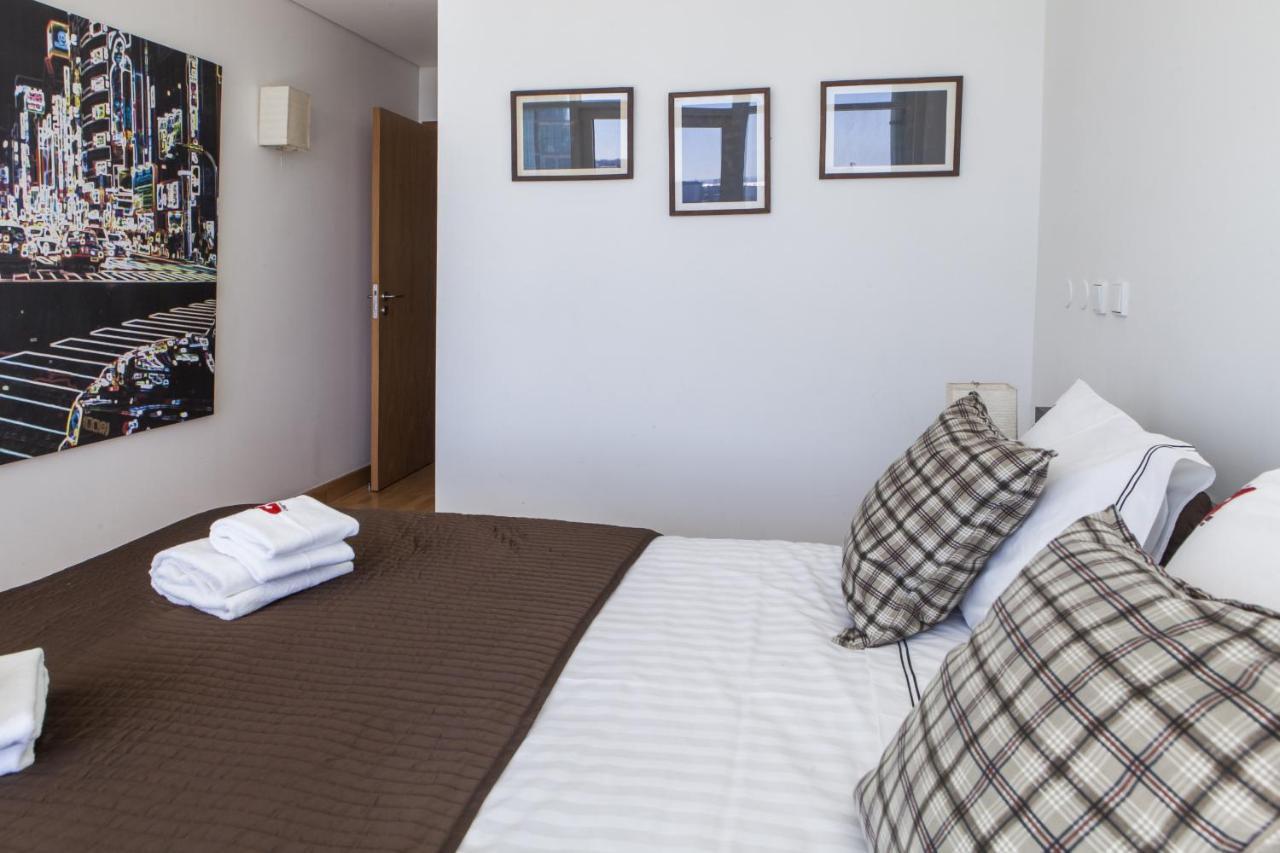 Rent4Rest Lisbon Parque Das Nacoes 17Th Floor River View Buitenkant foto